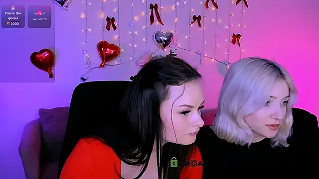 Snapshot of _sabrina_moore chatting on 03/21/26, 02:42 sabrina moore online show from 03/21/26, 02:42