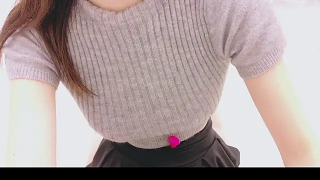 Snapshot of Ruri_maro chatting on 04/21/26, 06:20 Ruri maro online show from 04/21/26, 06:20