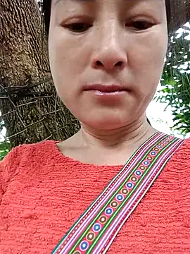 Snapshot of Yuhi3d chatting on 04/11/26, 12:26 Yuhi3d online show from 04/11/26, 12:26