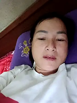 Snapshot of Yuhi3d chatting on 04/15/26, 01:29 Yuhi3d online show from 04/15/26, 01:29