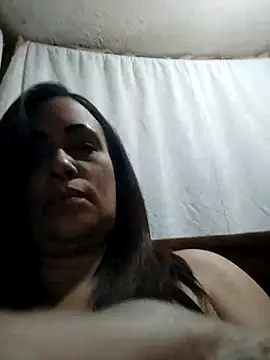 Snapshot of maroita chatting on 03/21/26, 02:05 maroita online show from 03/21/26, 02:05
