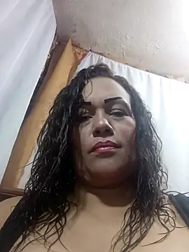 Snapshot of maroita chatting on 04/04/26, 12:57 maroita online show from 04/04/26, 12:57