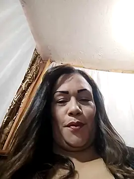 Snapshot of maroita chatting on 05/06/26, 02:33 maroita online show from 05/06/26, 02:33