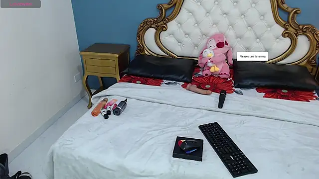 Snapshot of ZairaRogue chatting on 04/01/26, 12:17 ZairaRogue online show from 04/01/26, 12:17