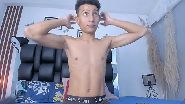 Snapshot of choco_dick_ chatting on 03/29/26, 08:09 choco dick online show from 03/29/26, 08:09