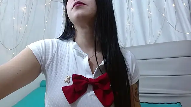 Snapshot of carolinabernalrs chatting on 04/02/26, 03:59 carolinabernalrs online show from 04/02/26, 03:59