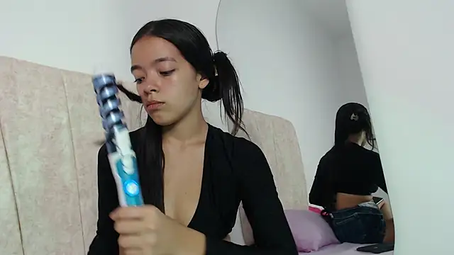 Snapshot of Dulceboteroph chatting on 03/20/26, 05:18 Dulceboteroph online show from 03/20/26, 05:18