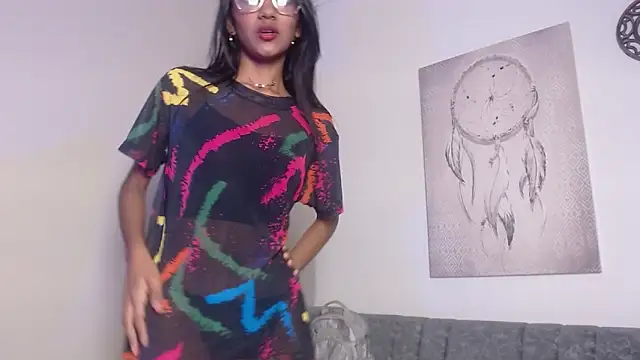 Snapshot of queen_adhara chatting on 03/11/26, 01:39 queen adhara online show from 03/11/26, 01:39