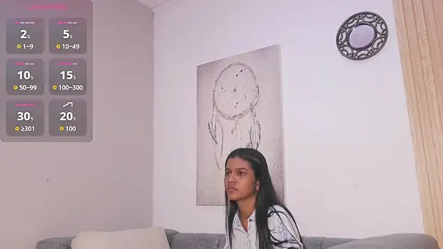 Snapshot of queen_adhara chatting on 04/26/26, 12:36 queen adhara online show from 04/26/26, 12:36
