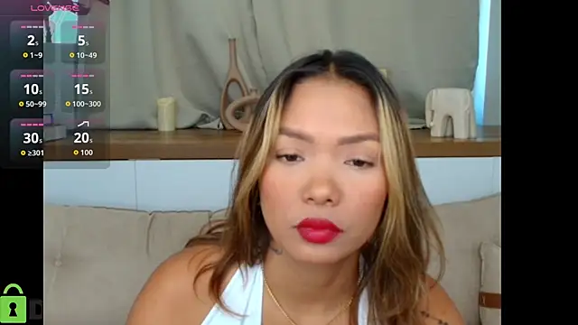 Snapshot of Debra_Fox chatting on 04/04/26, 12:13 Debra Fox online show from 04/04/26, 12:13