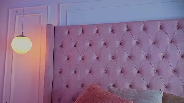 Snapshot of Tamara_Ferrer chatting on 04/14/26, 10:43 Tamara Ferrer online show from 04/14/26, 10:43