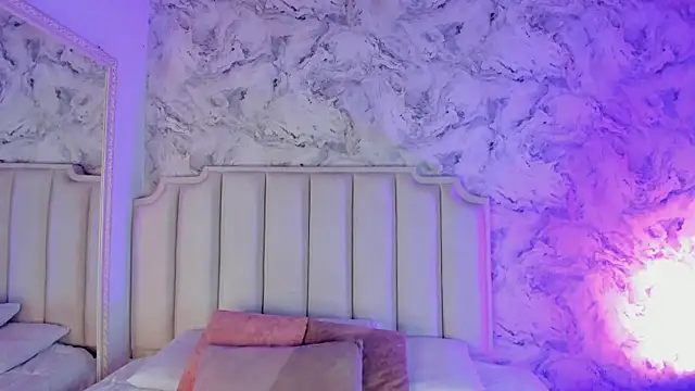 Snapshot of Tamara_Ferrer chatting on 04/21/26, 11:27 Tamara Ferrer online show from 04/21/26, 11:27