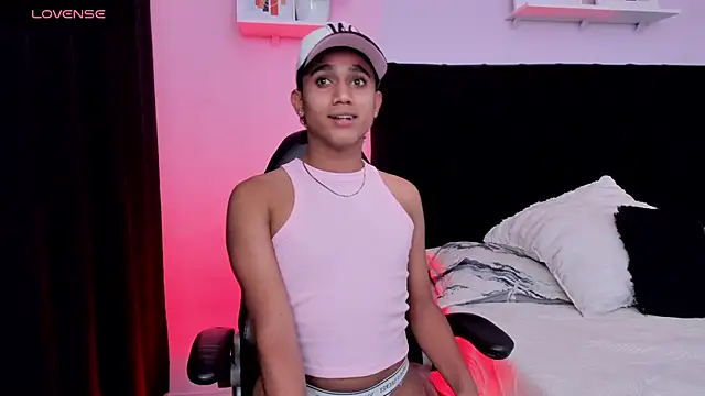 Snapshot of Morgan_Bladee chatting on 03/28/26, 04:34 Morgan Bladee online show from 03/28/26, 04:34