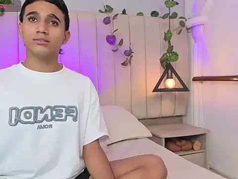 Snapshot of Morgan_Bladee chatting on 04/08/26, 05:07 Morgan Bladee online show from 04/08/26, 05:07