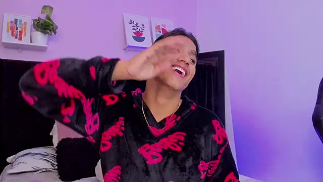 Snapshot of Morgan_Bladee chatting on 04/16/26, 04:35 Morgan Bladee online show from 04/16/26, 04:35