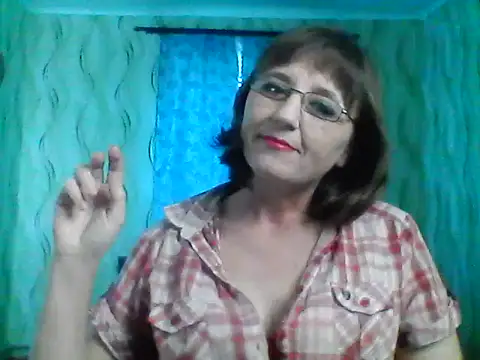 Snapshot of Alisaprice077 chatting on 04/15/26, 08:54 Alisaprice077 online show from 04/15/26, 08:54