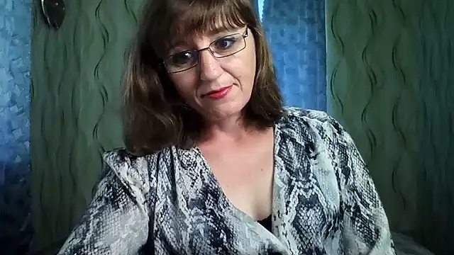 Snapshot of Alisaprice077 chatting on 07/19/26, 07:01 Alisaprice077 online show from 07/19/26, 07:01