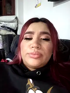 Snapshot of EmaGw7 chatting on 03/31/26, 11:27 EmaGw7 online show from 03/31/26, 11:27