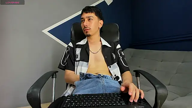 Snapshot of finn_jackson chatting on 03/11/26, 07:31 finn jackson online show from 03/11/26, 07:31