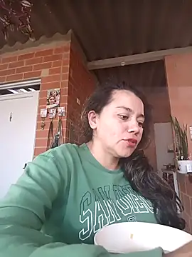 Snapshot of sexy-pregnant1 chatting on 04/24/26, 01:02 sexy-pregnant1 online show from 04/24/26, 01:02