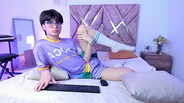 Snapshot of Kai_blaz chatting on 03/14/26, 06:35 Kai blaz online show from 03/14/26, 06:35