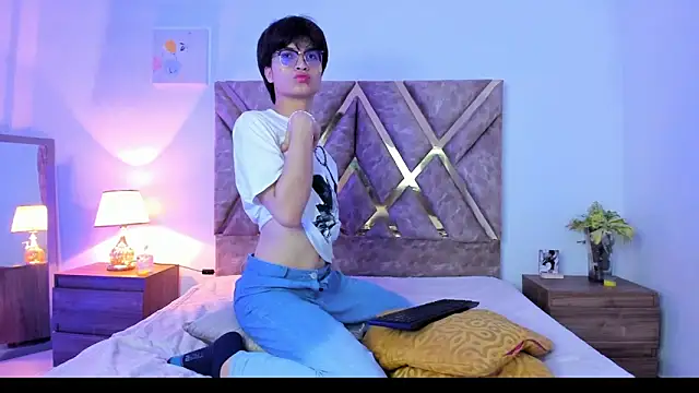 Snapshot of Kai_blaz chatting on 03/18/26, 09:51 Kai blaz online show from 03/18/26, 09:51