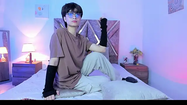 Snapshot of Kai_blaz chatting on 03/21/26, 03:15 Kai blaz online show from 03/21/26, 03:15