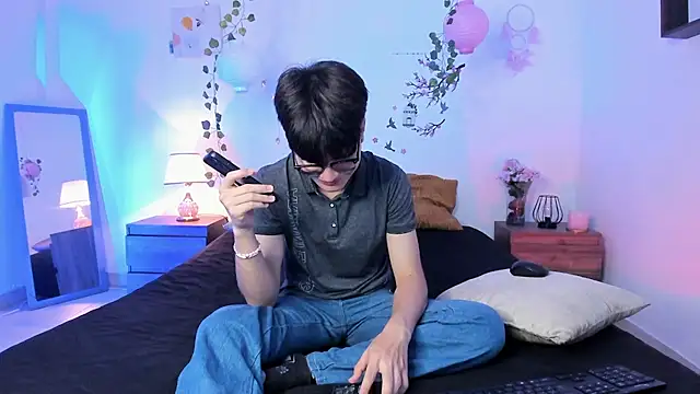 Snapshot of Kai_blaz chatting on 04/27/26, 08:51 Kai blaz online show from 04/27/26, 08:51