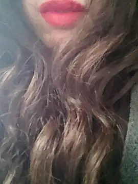 Snapshot of Kamilya89six chatting on 04/03/26, 02:37 Kamilya89six online show from 04/03/26, 02:37