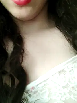 Snapshot of Kamilya89six chatting on 04/24/26, 02:30 Kamilya89six online show from 04/24/26, 02:30