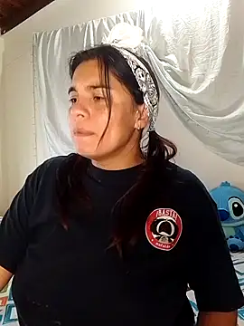 Snapshot of BettyBoo_w chatting on 03/25/26, 12:33 BettyBoo w online show from 03/25/26, 12:33