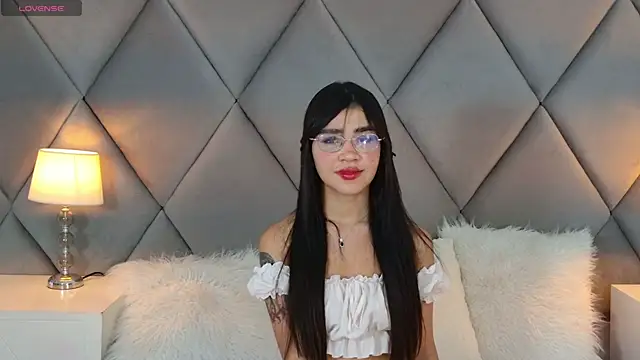 OliviaDiaz online show from 07/10/26, 08:11