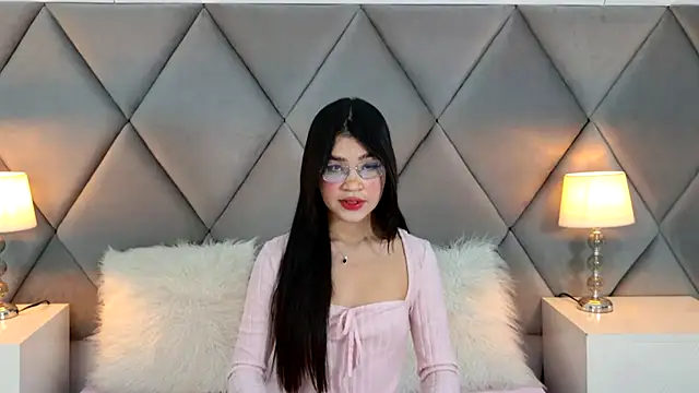 OliviaDiaz online show from 07/17/26, 12:06