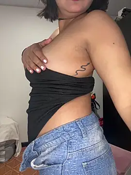 Snapshot of kaet_ chatting on 04/02/26, 03:26 kaet online show from 04/02/26, 03:26