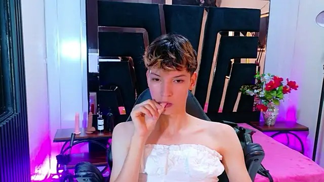 Snapshot of Stefany_PiInk chatting on 03/31/26, 12:16 Stefany PiInk online show from 03/31/26, 12:16