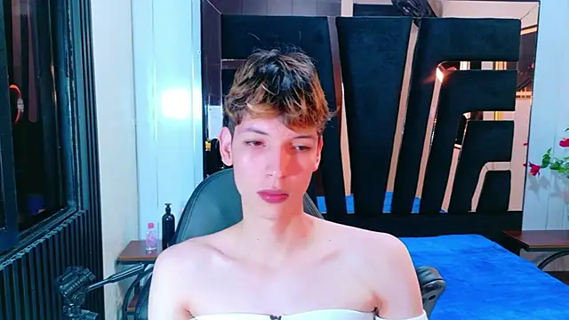 Snapshot of Stefany_PiInk chatting on 04/10/26, 12:32 Stefany PiInk online show from 04/10/26, 12:32