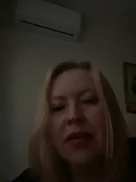 JanieLight53 online show from 05/15/26, 11:12