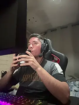 Snapshot of Cr1sXPorn chatting on 03/22/26, 03:21 Cr1sXPorn online show from 03/22/26, 03:21