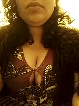 Snapshot of karamil69sxx chatting on 03/08/26, 02:37 karamil69sxx online show from 03/08/26, 02:37