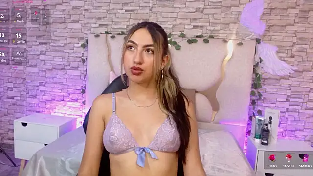 Snapshot of cloe_1tay chatting on 03/13/26, 07:42 cloe 1tay online show from 03/13/26, 07:42