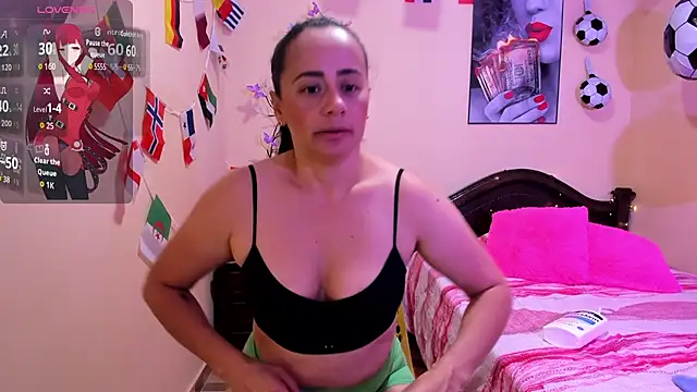 sara florez12 online show from 06/25/26, 11:15