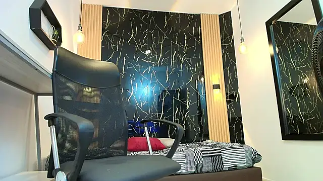 Snapshot of ValeriHot_1 chatting on 04/08/26, 02:55 ValeriHot 1 online show from 04/08/26, 02:55