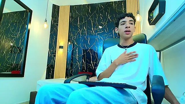 Snapshot of ValeriHot_1 chatting on 04/22/26, 03:09 ValeriHot 1 online show from 04/22/26, 03:09