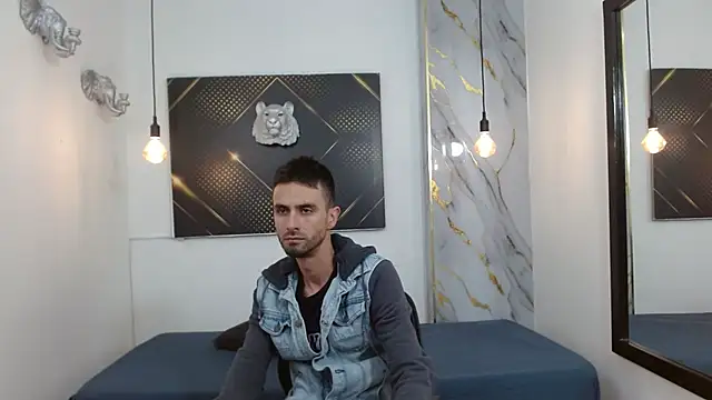 Snapshot of KingOfTemptation chatting on 03/09/26, 02:59 KingOfTemptation online show from 03/09/26, 02:59