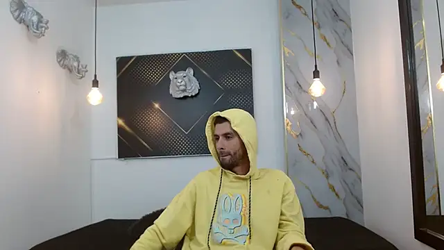 Snapshot of KingOfTemptation chatting on 03/16/26, 02:17 KingOfTemptation online show from 03/16/26, 02:17