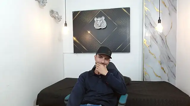 Snapshot of KingOfTemptation chatting on 03/30/26, 03:18 KingOfTemptation online show from 03/30/26, 03:18