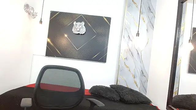 Snapshot of KingOfTemptation chatting on 04/06/26, 03:15 KingOfTemptation online show from 04/06/26, 03:15