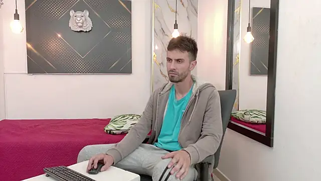 KingOfTemptation online show from 06/01/26, 04:03