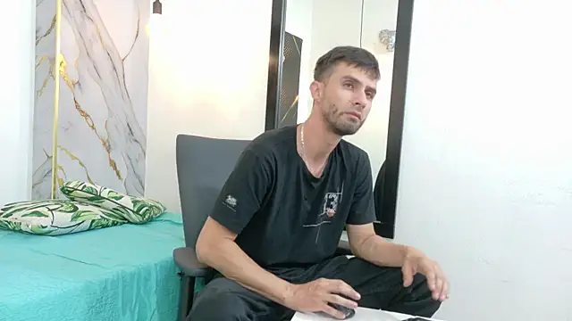 KingOfTemptation online show from 06/04/26, 03:34