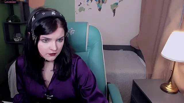 Snapshot of EsterTwilight chatting on 03/14/26, 03:28 EsterTwilight online show from 03/14/26, 03:28